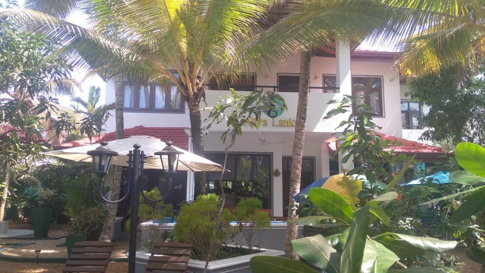 Aliya Lanka Hotel Берувала Екстериор снимка
