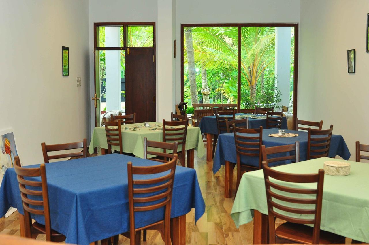 Aliya Lanka Hotel Берувала Екстериор снимка